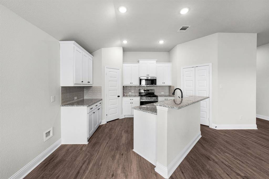 3800 Arrowchop Drive, Caddo Mills, TX 75135