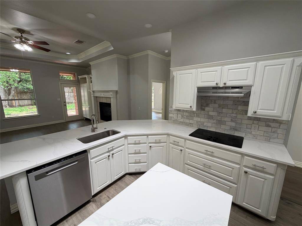 703 Chandler Court, Allen, TX 75002