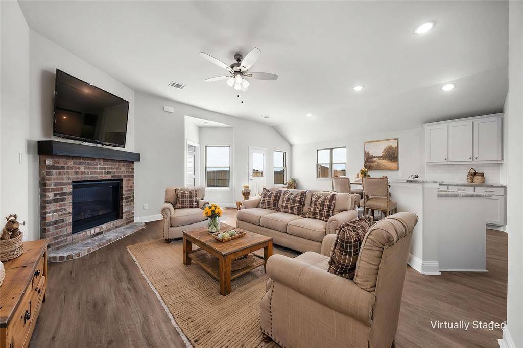 3808 Arrowchop Drive, Caddo Mills, TX 75135