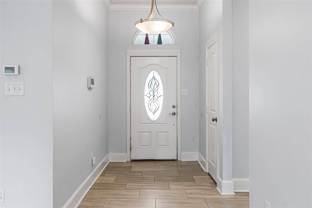 8406 Willowbrook Drive, Rowlett, TX 75088