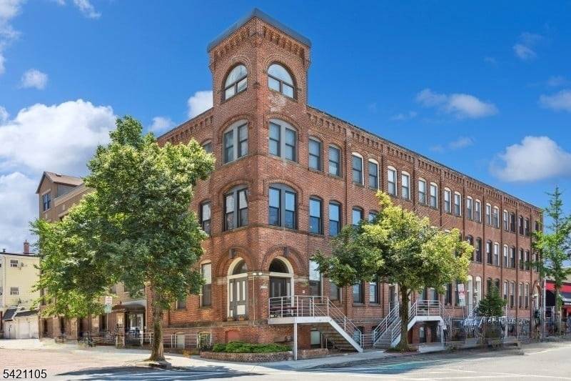 54-60 Mcwhorter St Unit 105 #105, Newark City, NJ 07105