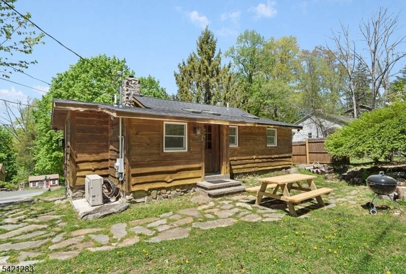 107 Cedar Dr, Andover Twp., NJ 07860