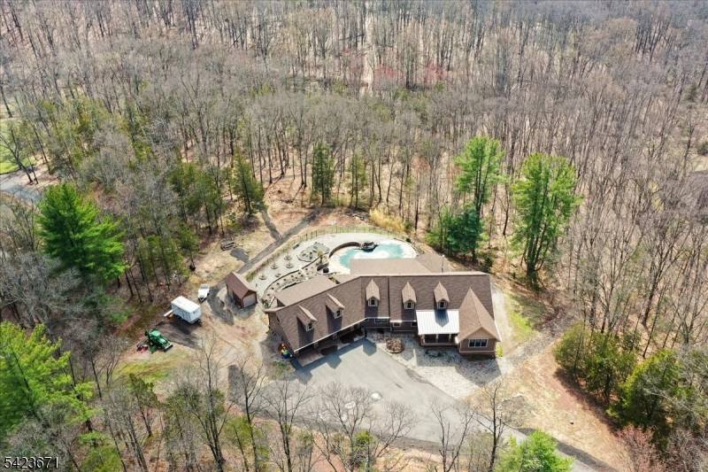 235 Long View Union Grove, Bedminster Twp., NJ 07931