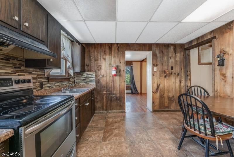 742 South Blvd, Alpha Boro, NJ 08865