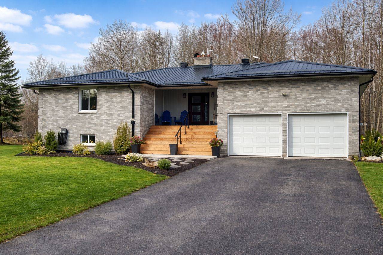 208 Noe RD, Edwardsburgh/cardinal, ON K0E 1T1