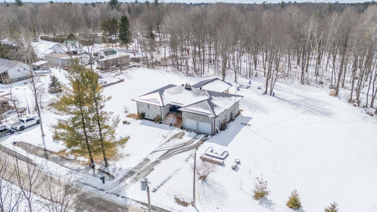 208 Noe RD, Edwardsburgh/cardinal, ON K0E 1T1