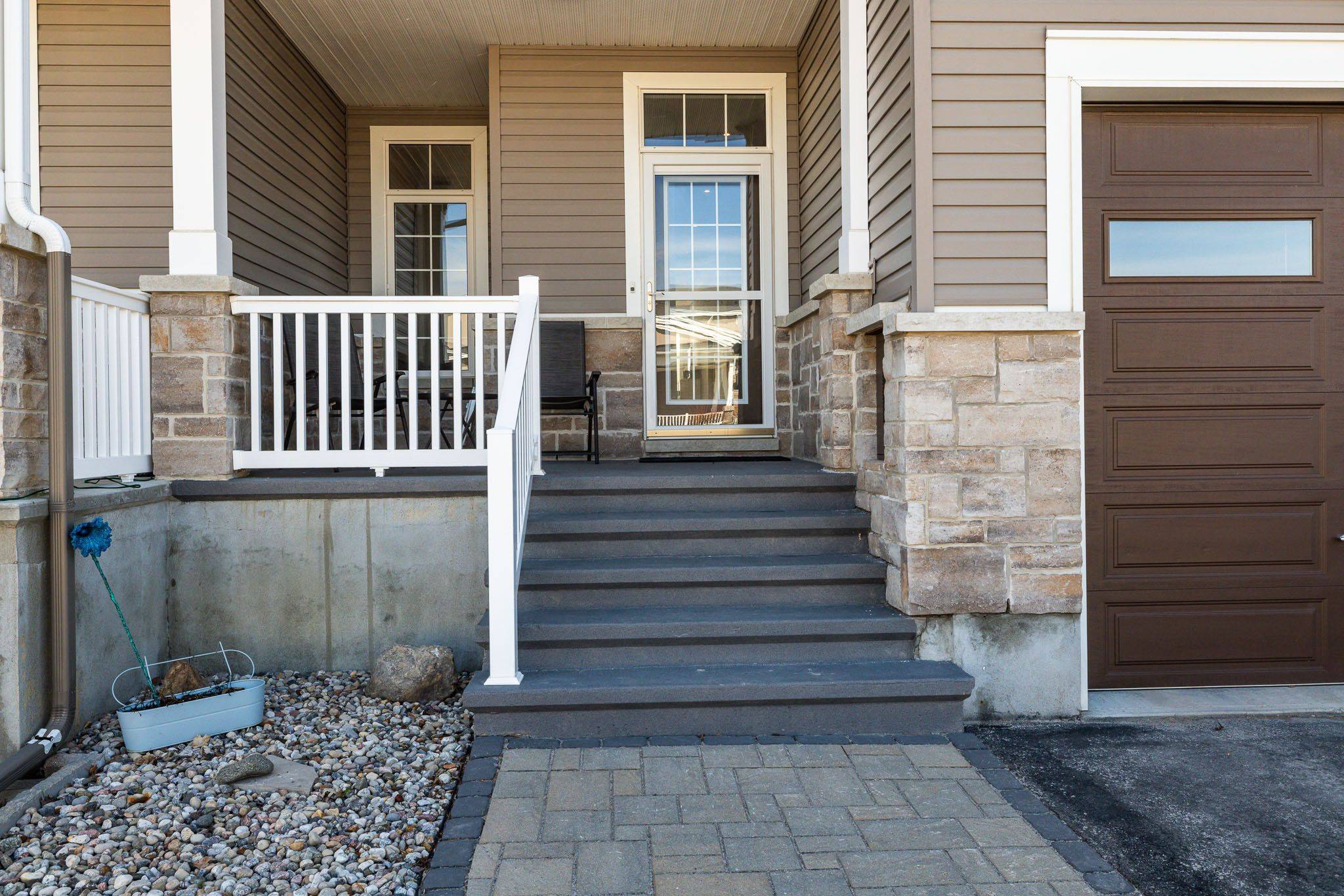 156 Oxford ST W, North Grenville, ON K0G 1J0