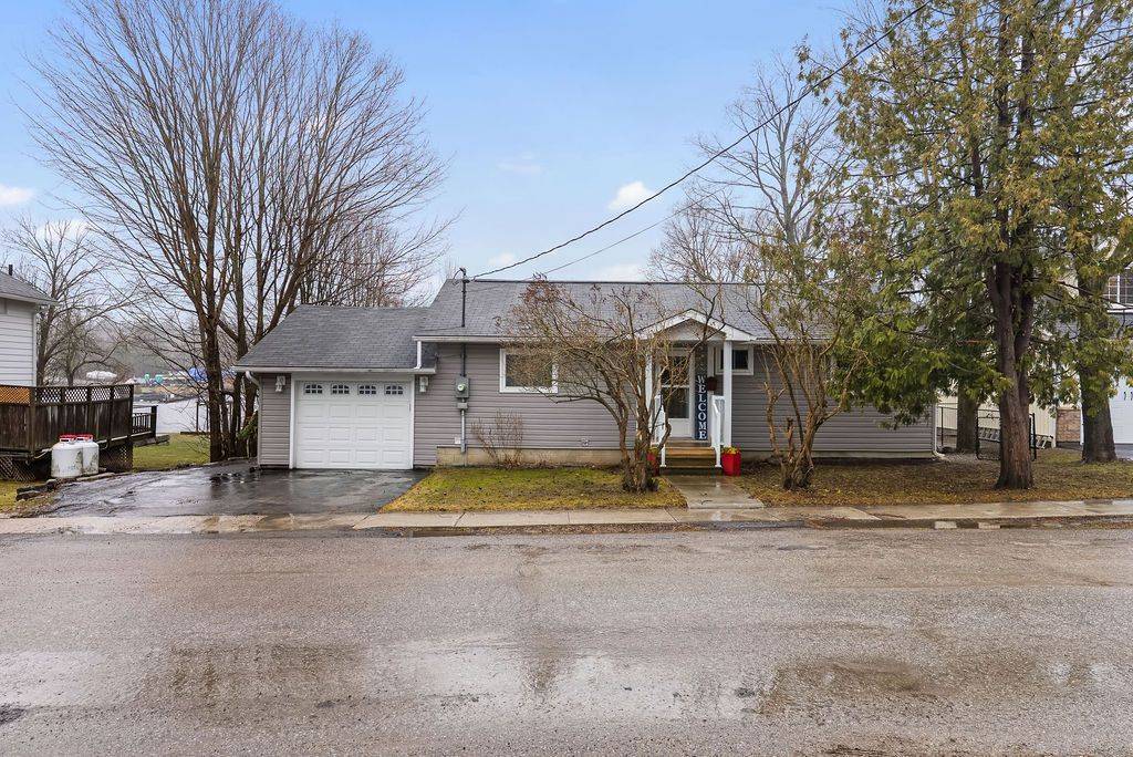 47 North Water ST, Kawartha Lakes, ON K0M 1K0