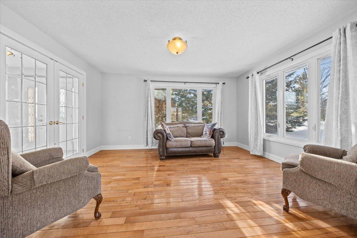 7089 Bush DR, Greely - Metcalfe - Osgoode - Vernon And Area, ON K4P 1M8