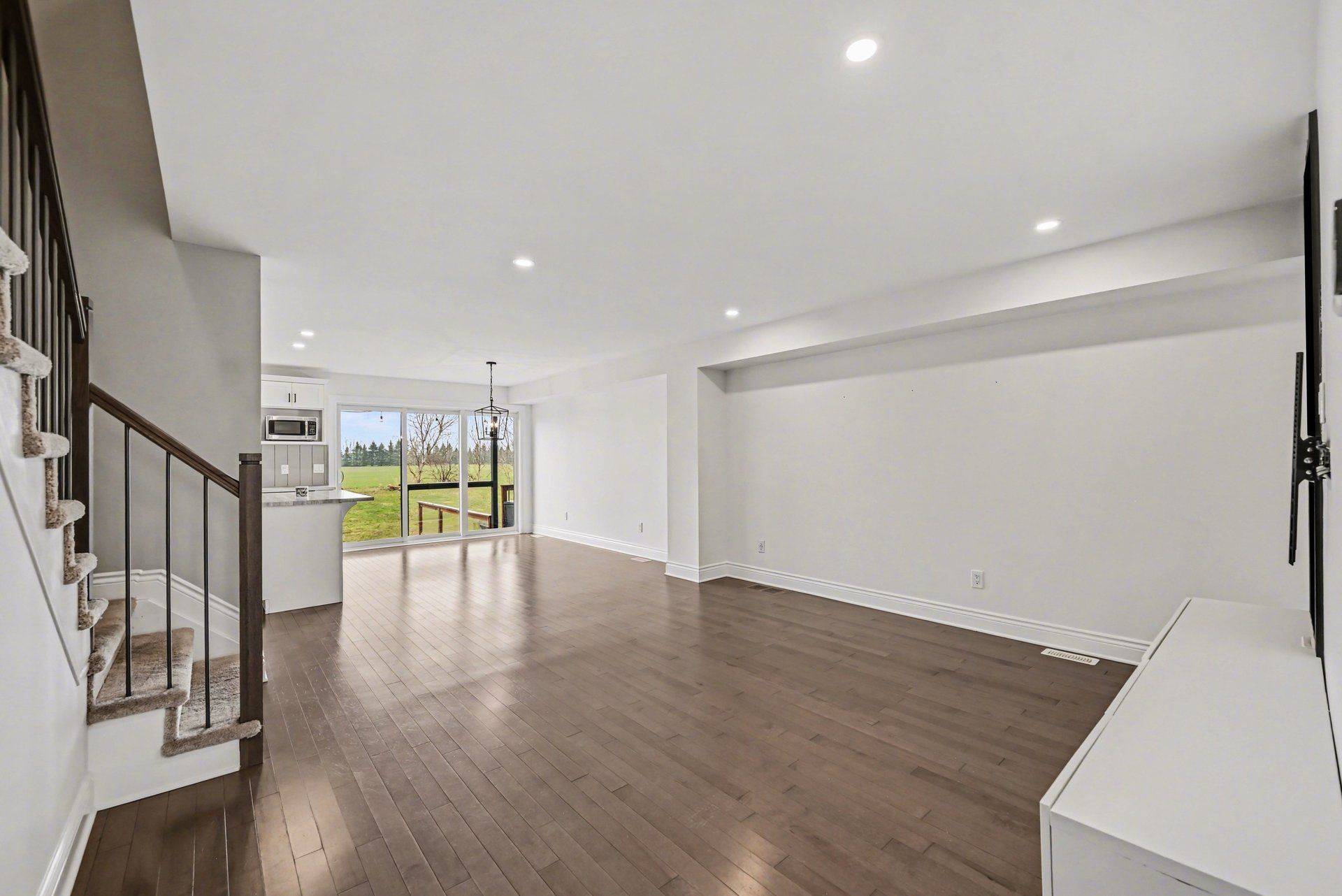 279 Belfort ST, Russell, ON K0A 1W0