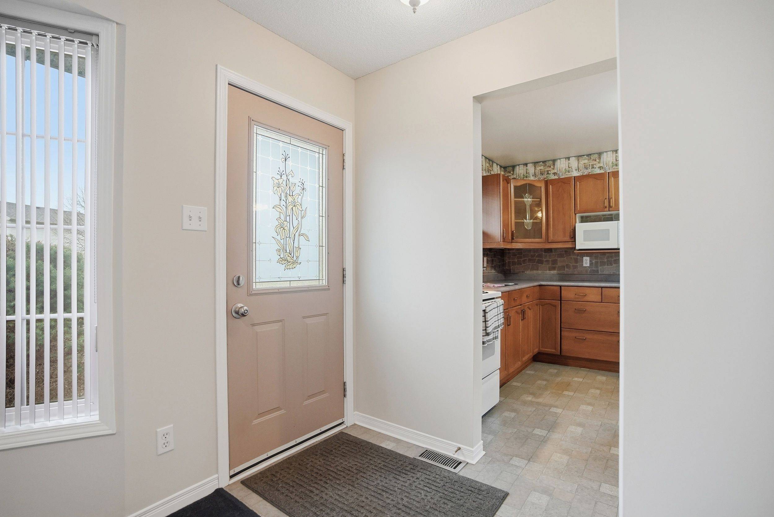 277 Fleming DR, London East, ON N5V 4Y7