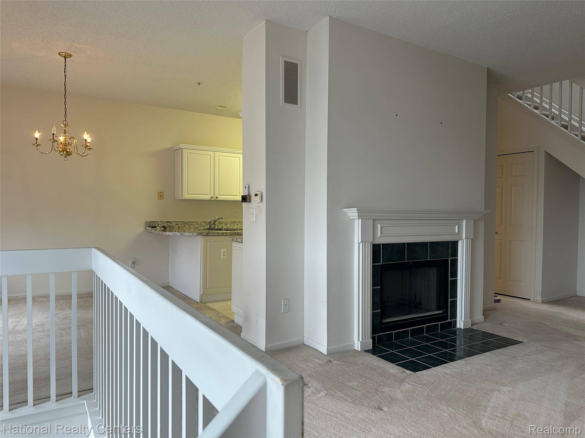 49627 Draper CIR, Plymouth Charter Township, MI 48170