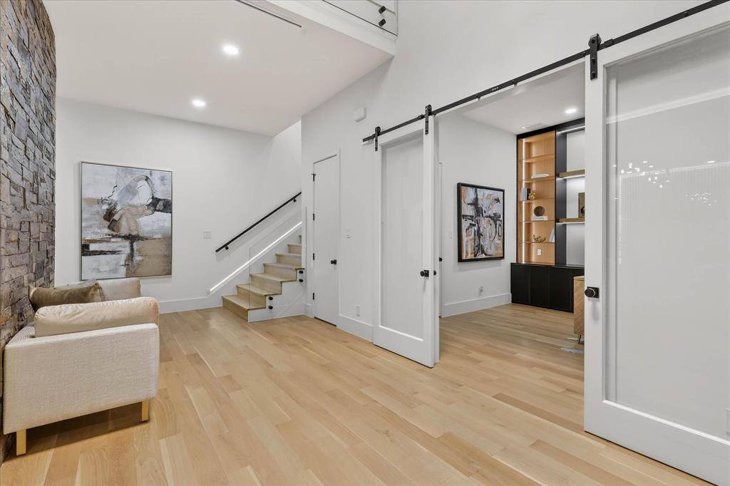 5723 Meletio Lane, Dallas, TX 75230