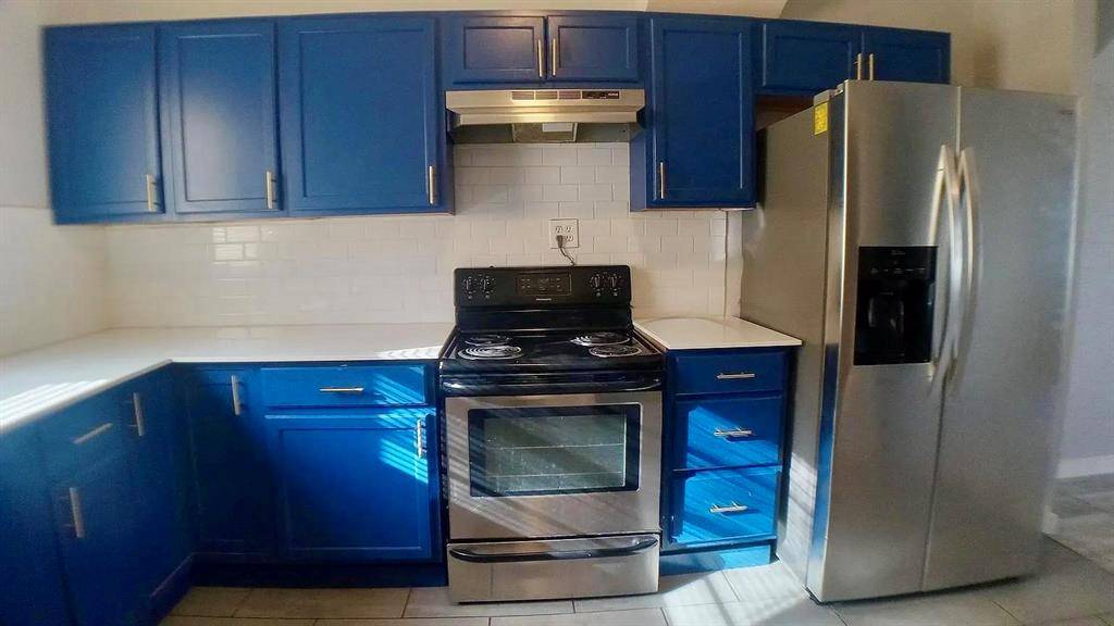 1509 W Page Avenue, Dallas, TX 75208