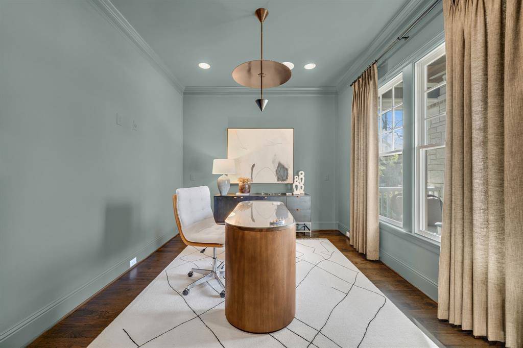 5943 Velasco Avenue, Dallas, TX 75206