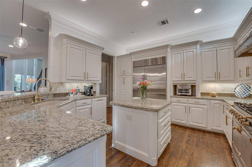 5716 Walden Drive, Plano, TX 75093