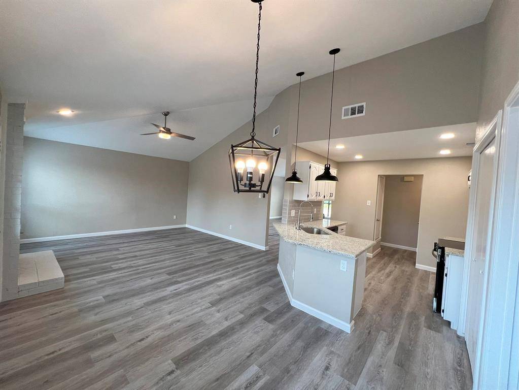 1741 Clarendon Drive, Lewisville, TX 75067