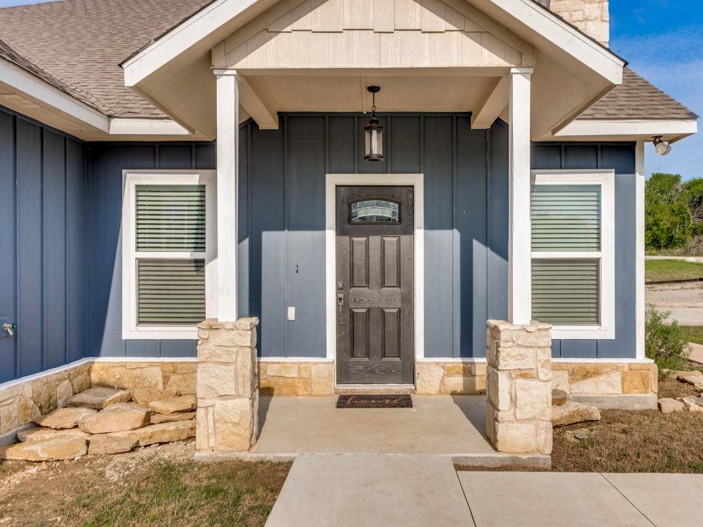 115 Kriston Lane, Springtown, TX 76082