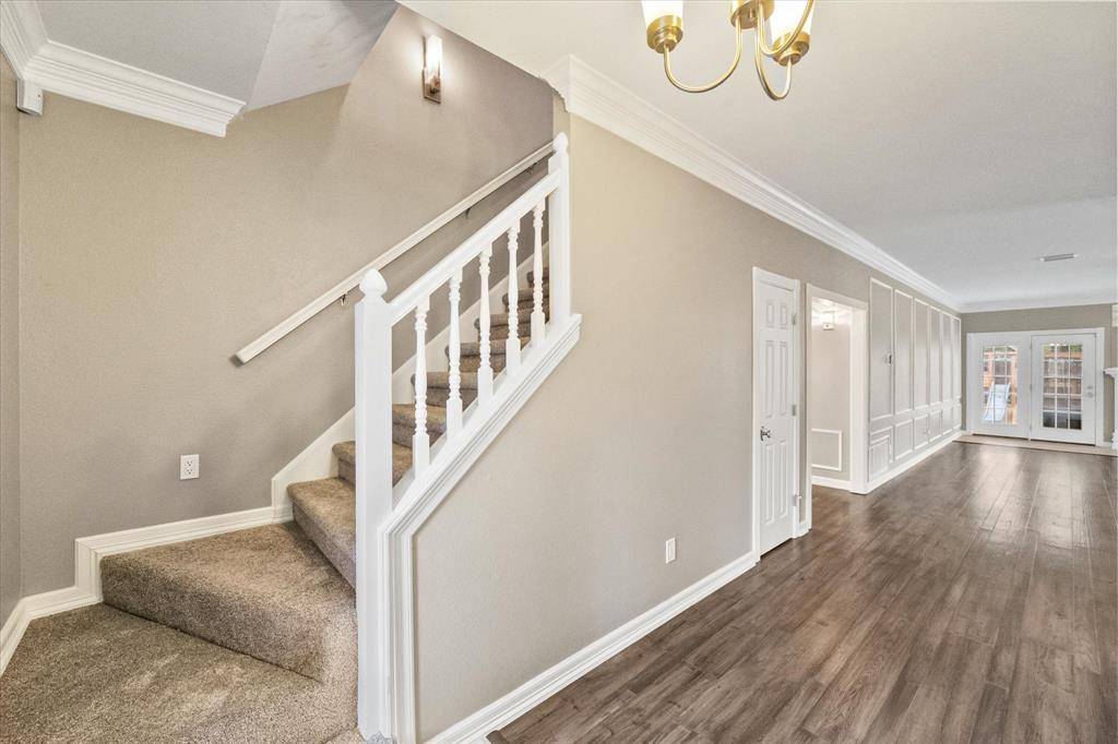 5401 Emerald Park Boulevard, Arlington, TX 76017