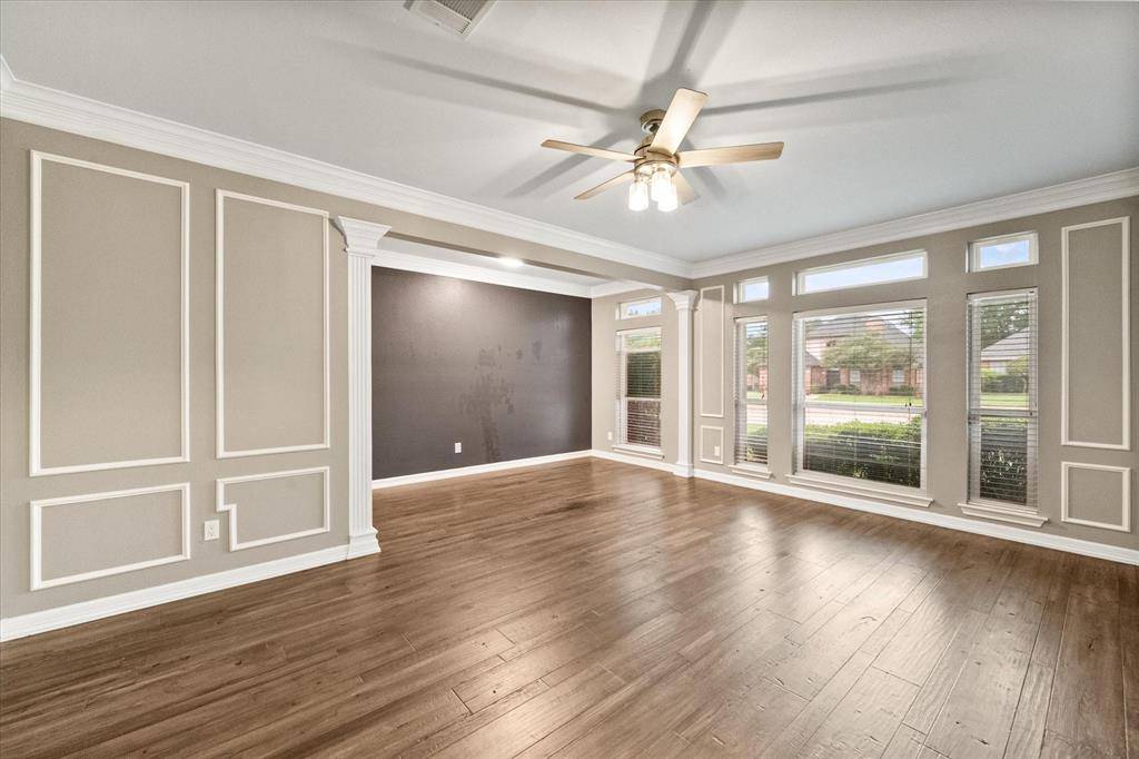 5401 Emerald Park Boulevard, Arlington, TX 76017