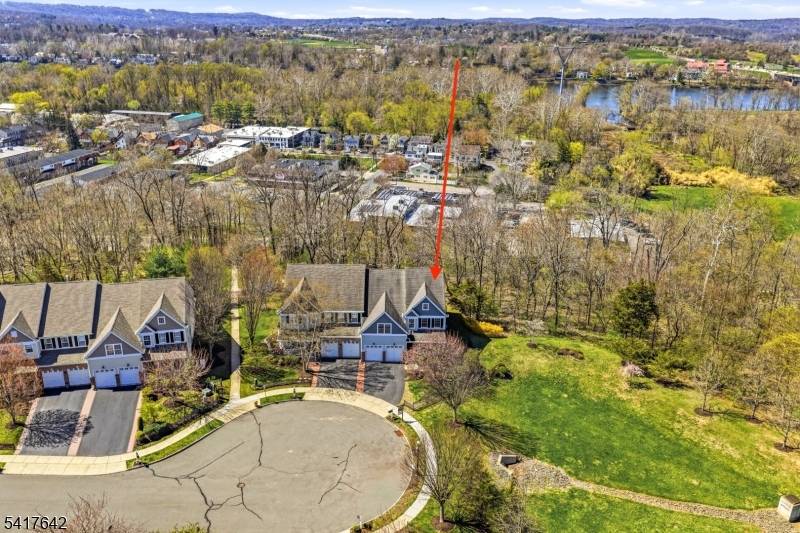 625 Heath Ct, Lambertville City, NJ 08530