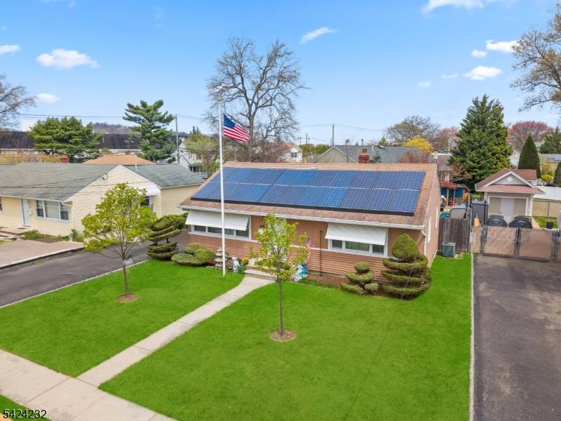 44 Scott Ter, Clifton City, NJ 07013