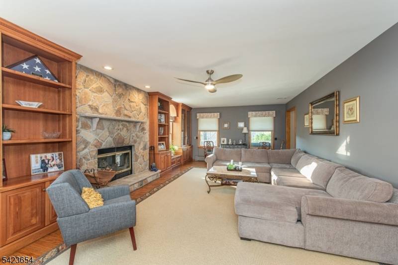 144 Notch Rd, Jefferson Twp., NJ 07438