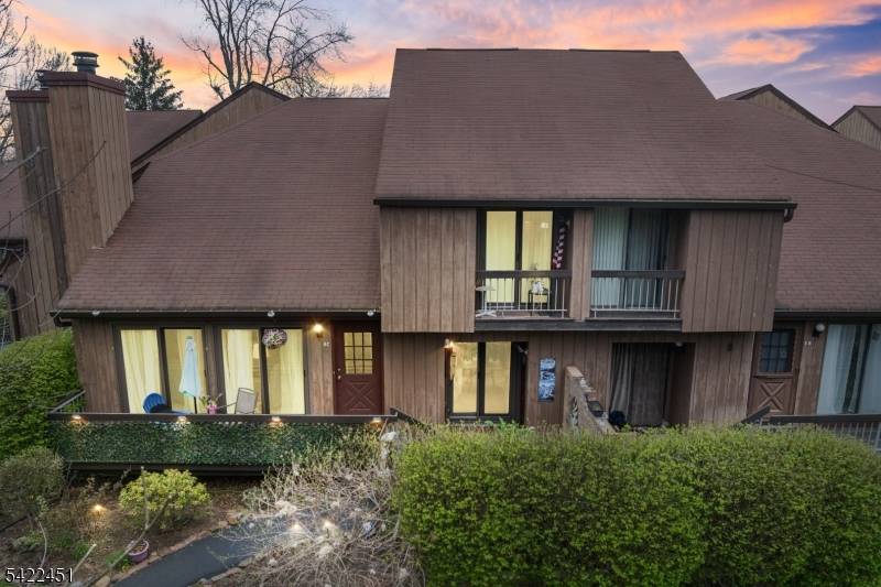 124 Bluebird Dr #4C, Hillsborough Twp., NJ 08844