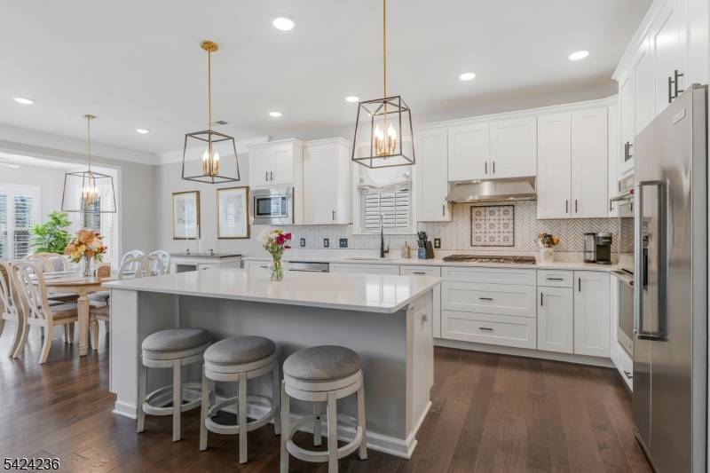 31 Tate Road, Raritan Twp., NJ 08822