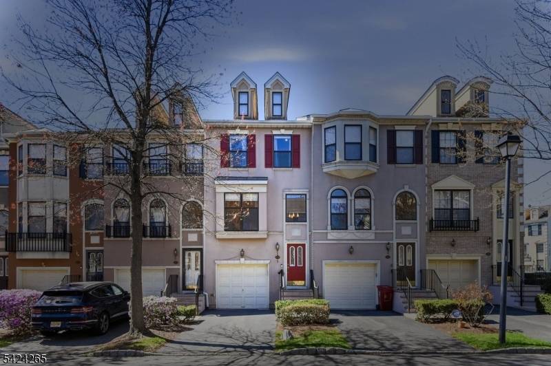 424 Hartford Dr, Nutley Twp., NJ 07110