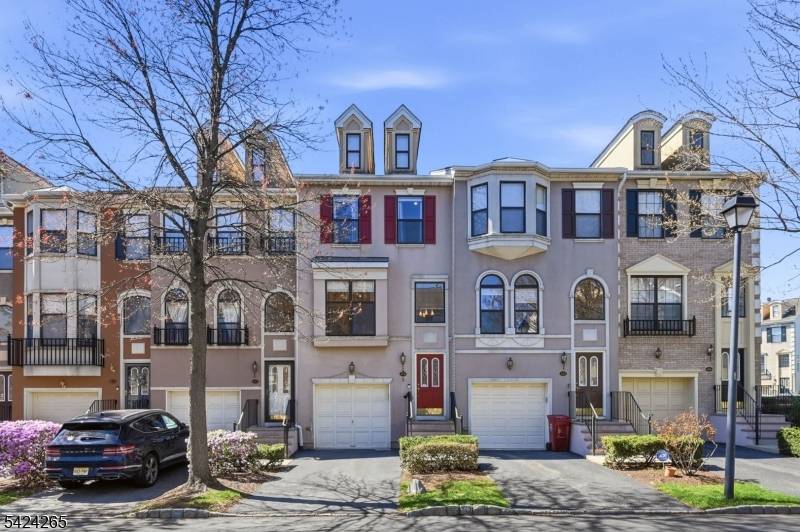 424 Hartford Dr, Nutley Twp., NJ 07110