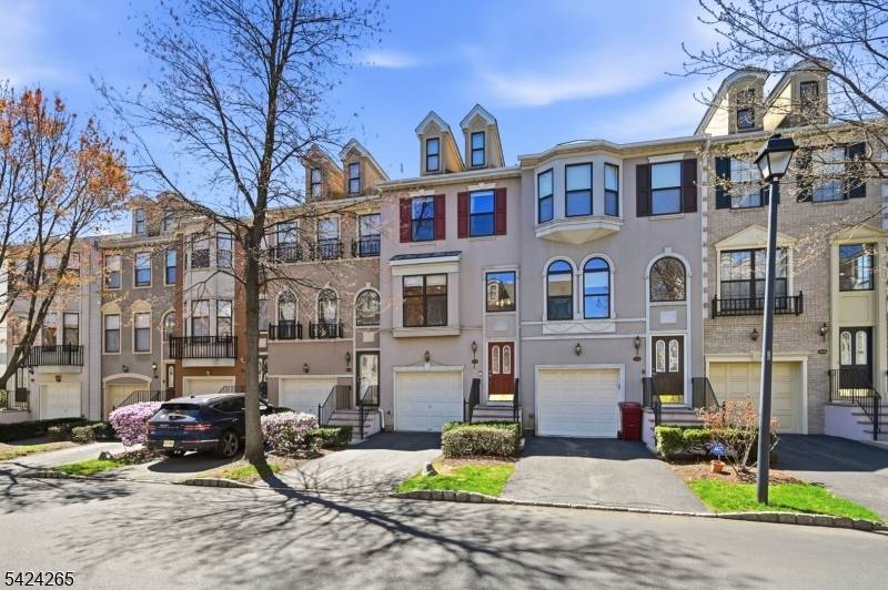 424 Hartford Dr, Nutley Twp., NJ 07110