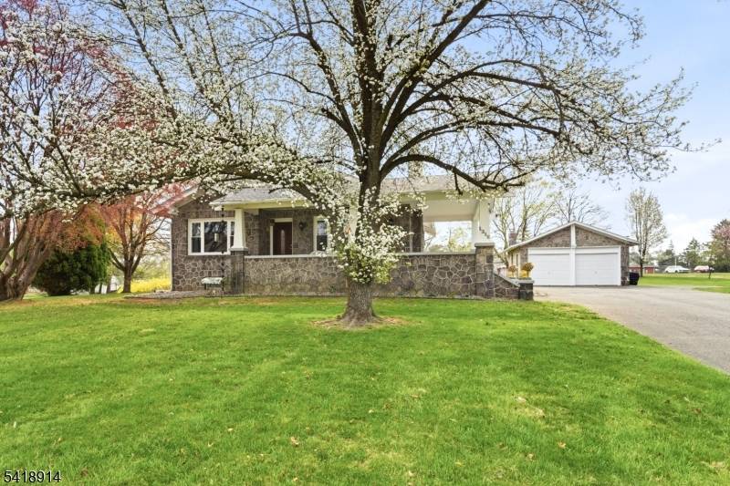 1316 Belvidere Rd, Lopatcong Twp., NJ 08865