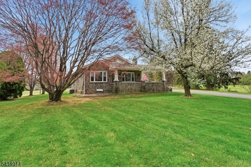 1316 Belvidere Rd, Lopatcong Twp., NJ 08865