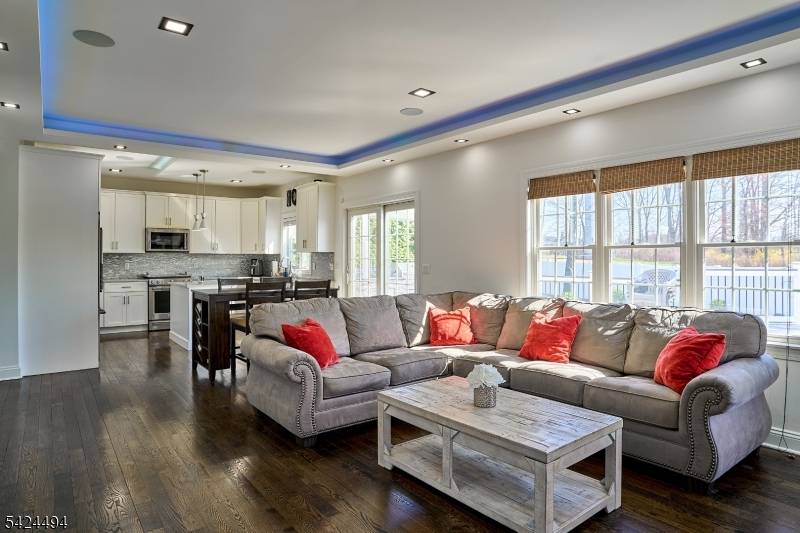 62 Colonial Woods Dr, West Orange Twp., NJ 07052