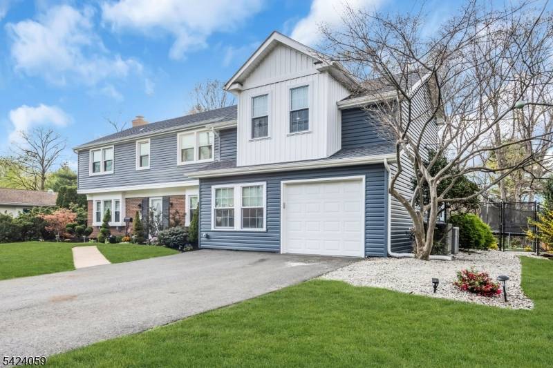 66 Johnson Rd, Franklin Twp., NJ 08873