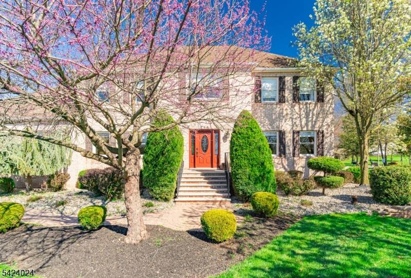 212 Fairfield Ln, Hillsborough Twp., NJ 08844