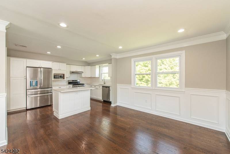 52 Galloping Hill Rd, Bernards Twp., NJ 07920