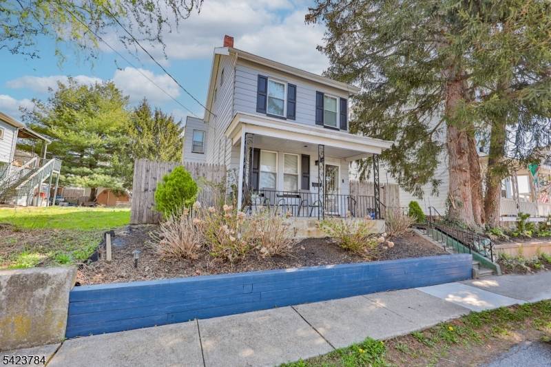 389 Grant St, Phillipsburg Town, NJ 08865