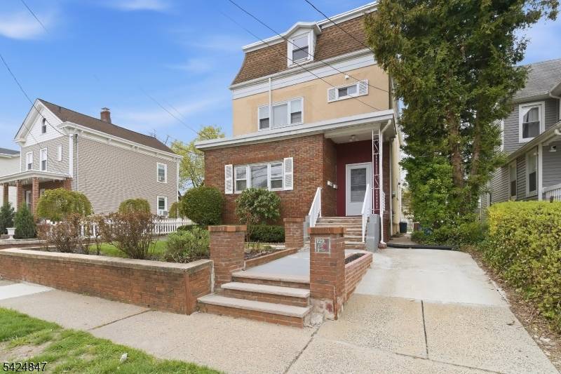 129 Duer St, North Plainfield Boro, NJ 07060