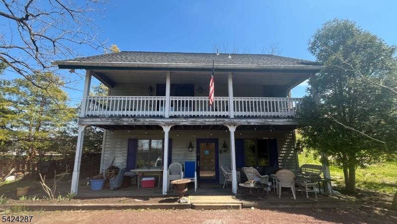 102 S Franklin St, Lambertville City, NJ 08530