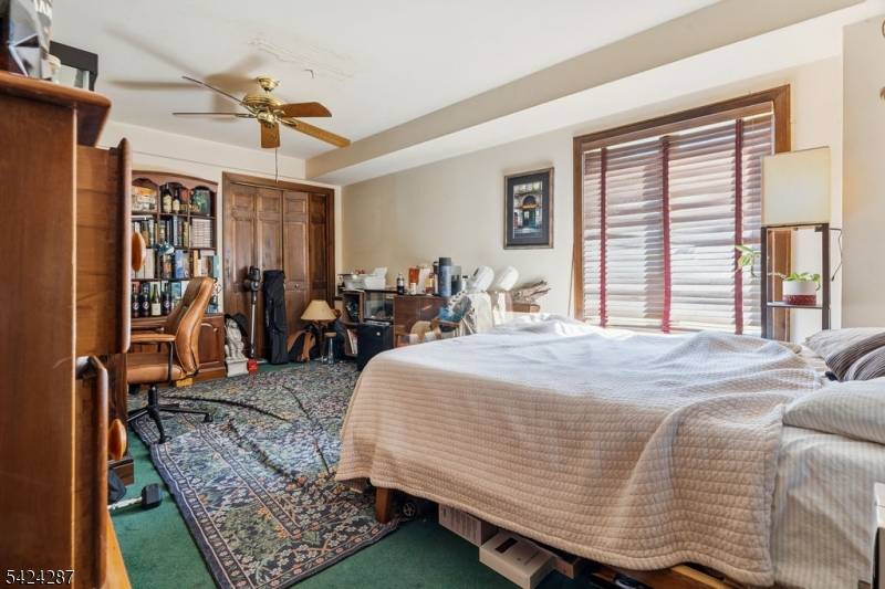 102 S Franklin St, Lambertville City, NJ 08530