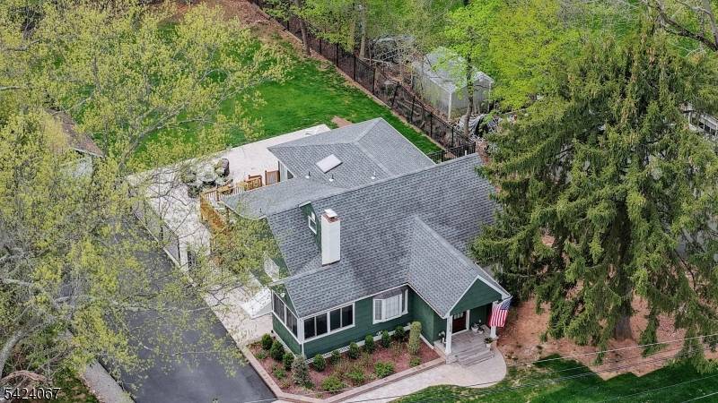 134 W Oak St, Bernards Twp., NJ 07920