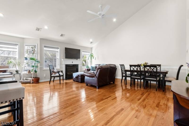 569 Coventry Dr #569, Nutley Twp., NJ 07110