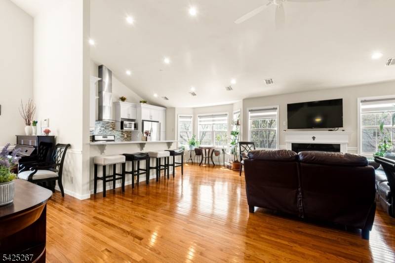 569 Coventry Dr #569, Nutley Twp., NJ 07110