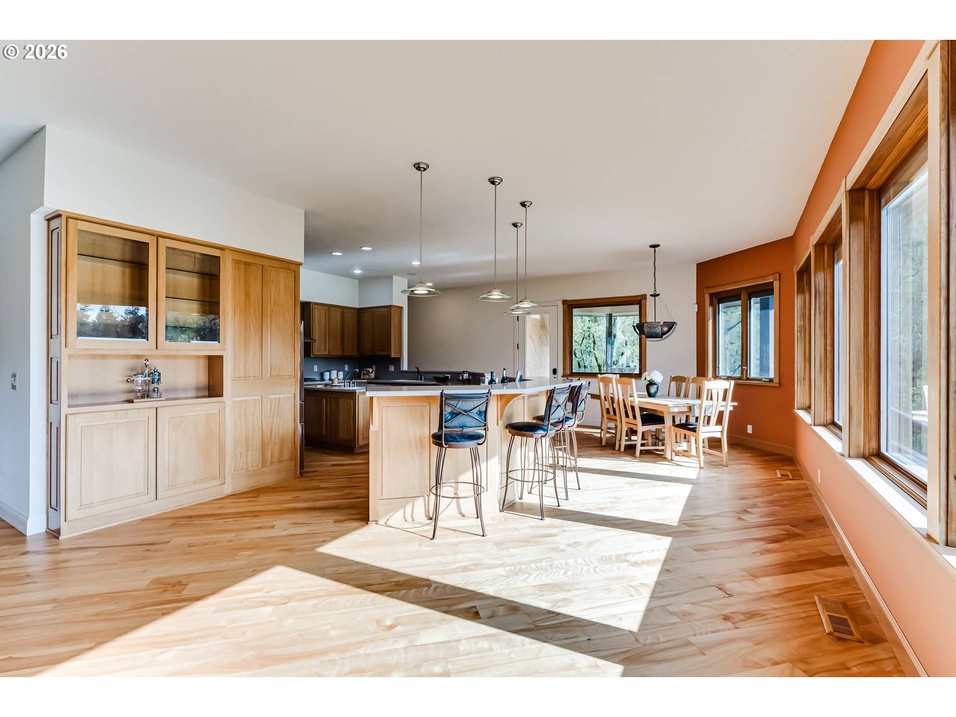 37871 Jasper Lowell RD, Jasper, OR 97438