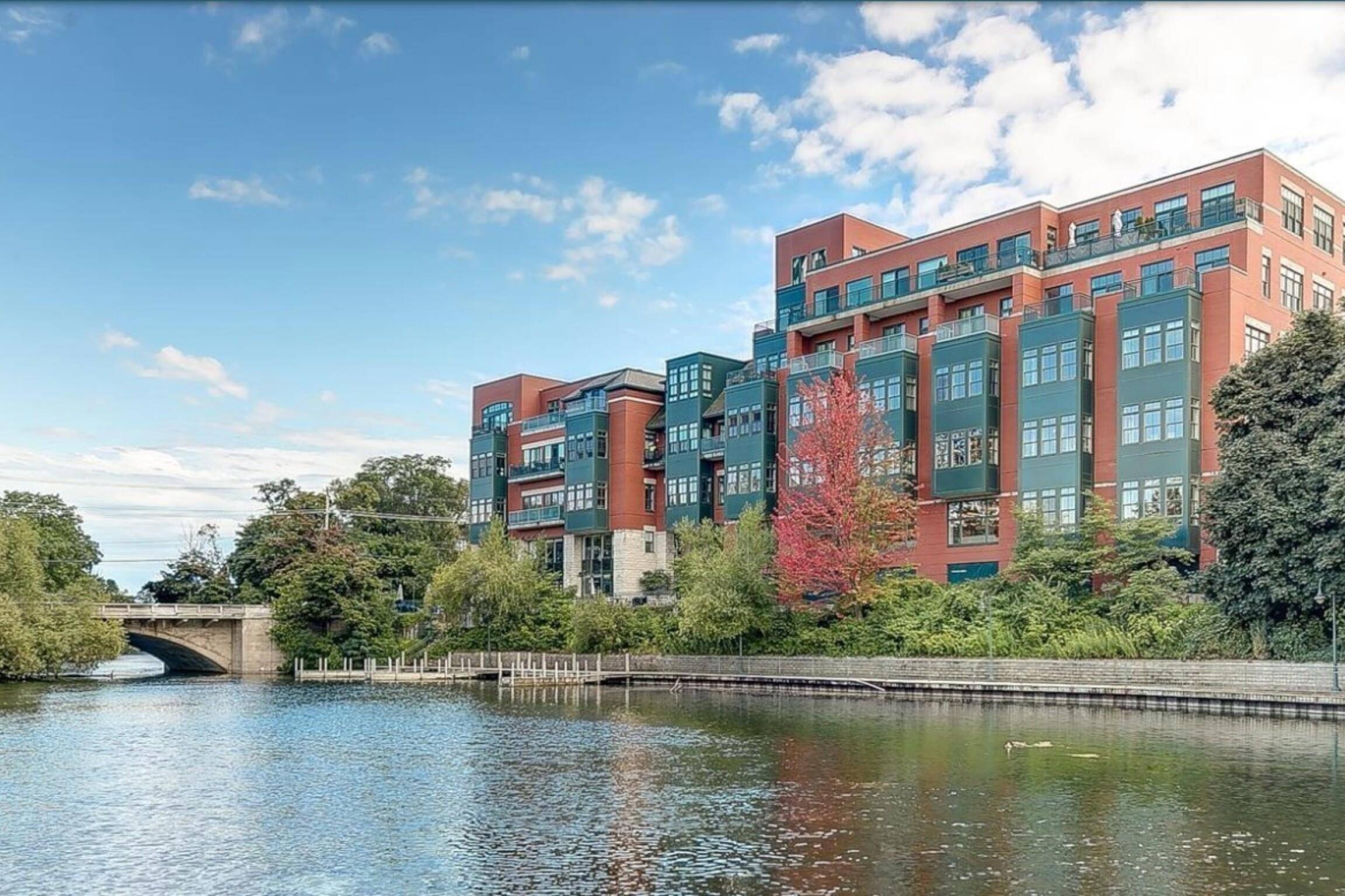 141 Rivers Edge DR, Traverse City, MI 49684