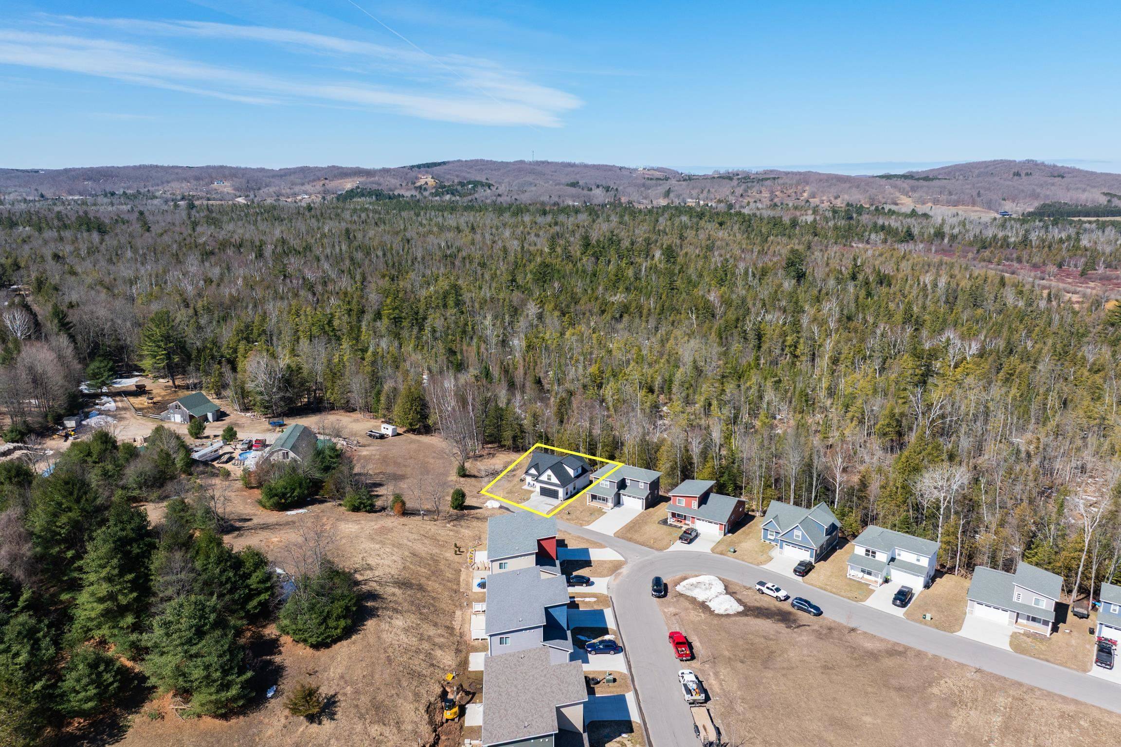 9276 S Flaska DR, Solon Twp, MI 49621