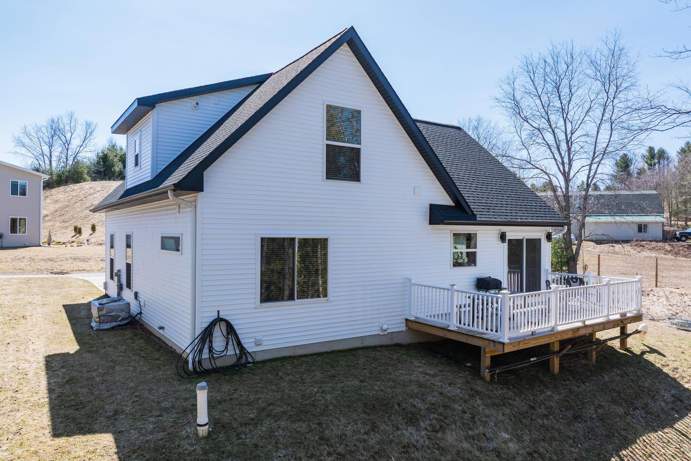 9276 S Flaska DR, Solon Twp, MI 49621