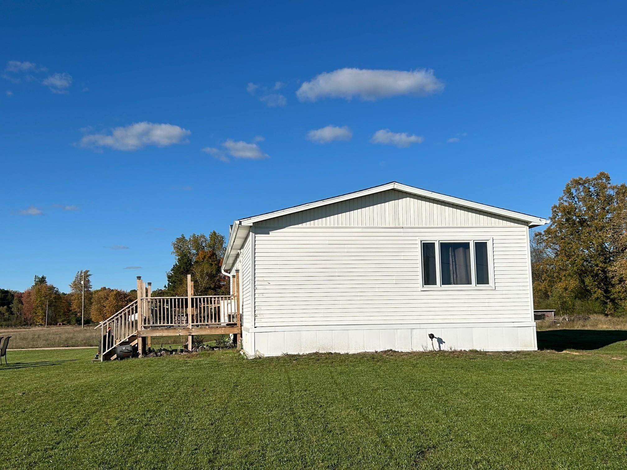 5614 Cavender DR, Chippewa Twp, MI 48883